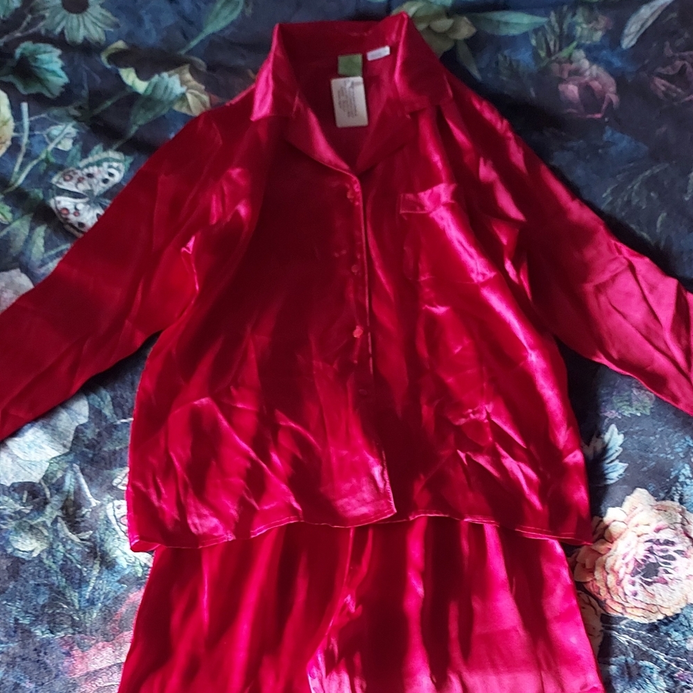 DEADSTOCK Vintage Mary Green 100% Silk Pajamas